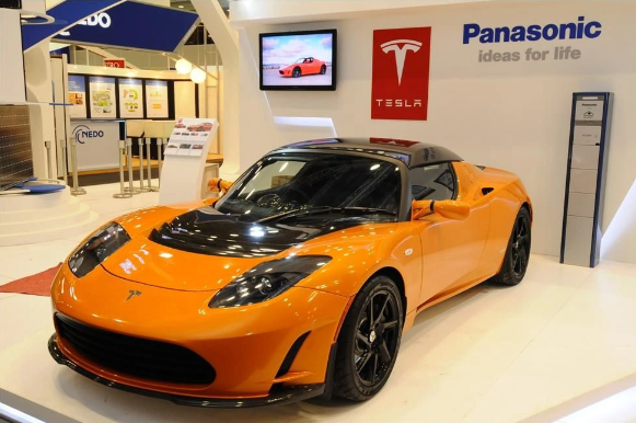 Panasonic Shifts Focus: Exiting Lead-Acid Battery Production, Embracing EV Lithium-ion Batteries