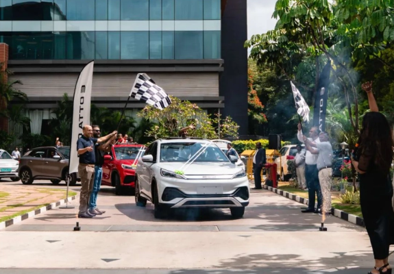 BYD ATTO 3: India’s First Premium Electric SUV Debuts in Style