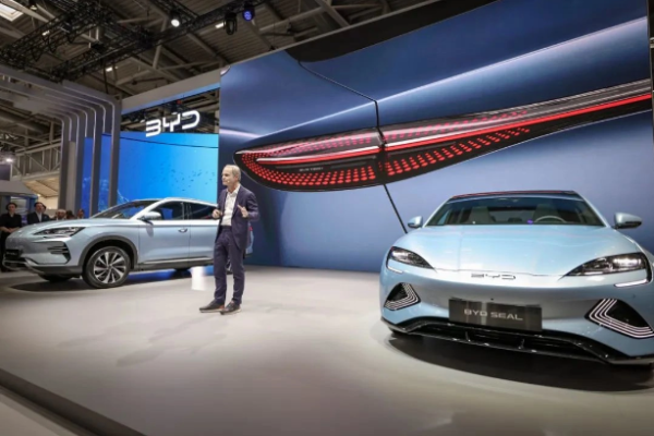 BYD Alters European Vehicle Branding, Opts for a Cleaner Look