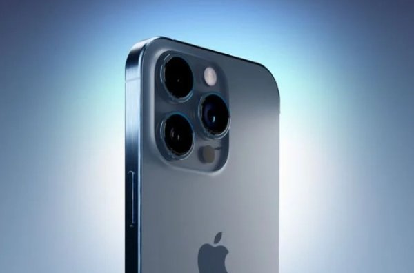 Tech Insights: iPhone 15 Pro Max’s Exclusive Periscope Lens Takes Center Stage