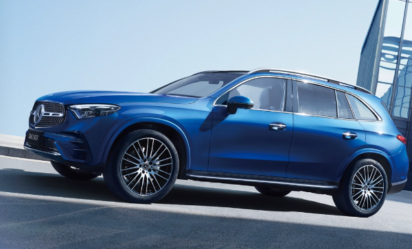 New Mercedes-Benz GLC Model Launches with Debut Off-Road Mode, Starting at 42.78 Million Yuan