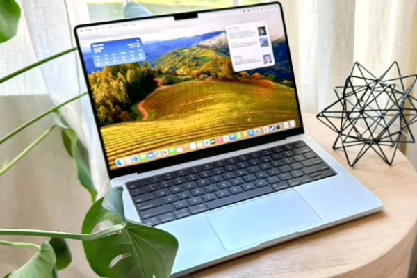 14-inch M3 MacBook Pro Surpasses M2 Pro with 3-Hour Battery Boost