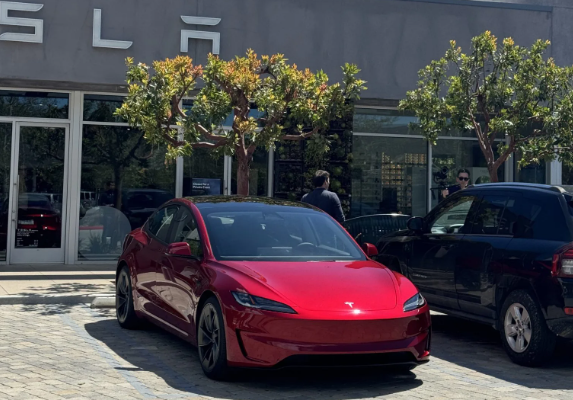 Tesla’s New Model 3 Performance: A Glimpse into Its Upcoming Features