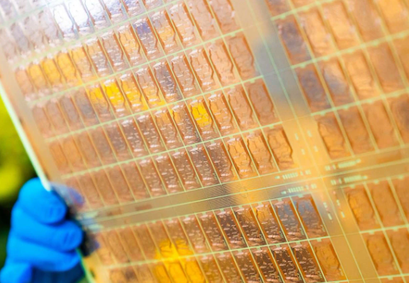 Samsung Electro-Mechanics Speeds Up Semiconductor Glass Substrate Development