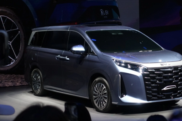 BYD Clarifies: No Official Word on Raising Annual Sales Target to 4 Million