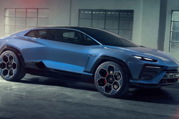 Lamborghini CTO: Timing Not Ripe for Fully Electric Supercar, Focus Remains on Hybrids