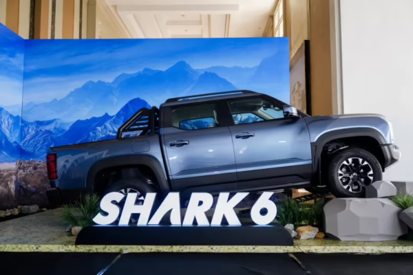 BYD SHARK 6 Electric Pickup Makes a Splash in Southeast Asia, Debuts in Cambodia