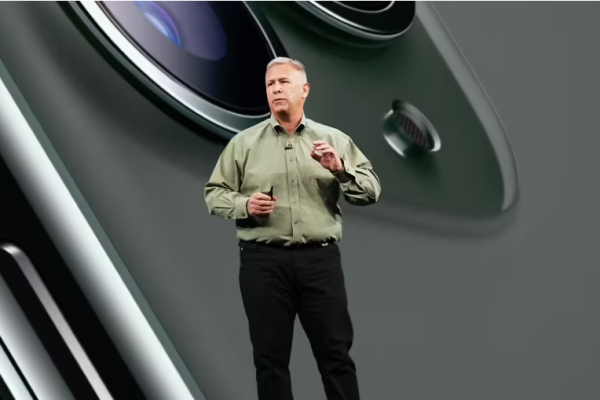 Phil Schiller Reveals Opposition to Apple’s 27% Fee for External Payments, Citing Developer Relationship Concerns