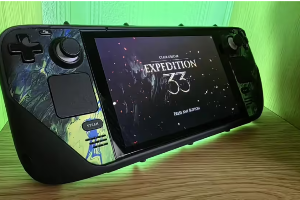 Microsoft Realigns Xbox Handheld Strategy: Prioritizing Win11 Optimization for Third-Party Devices