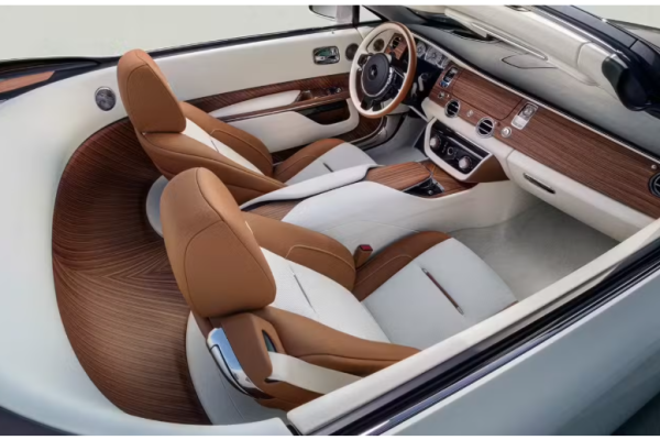 Rolls-Royce Exec Explains: Why Physical Knobs Trump Trendy Touchscreens for Clients