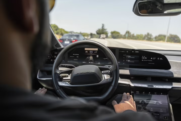 Lucid Unveils: Hands-Off Driving & Lane-Change Aid Set for July 30 Launch
