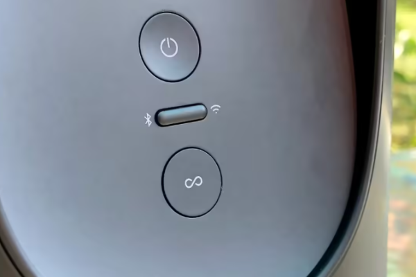 Seamless Listening: Apple iOS 26 Ensures Uninterrupted AirPods Audio Experience